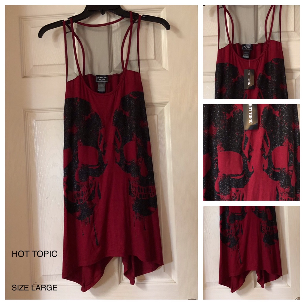 Hot Topic Top